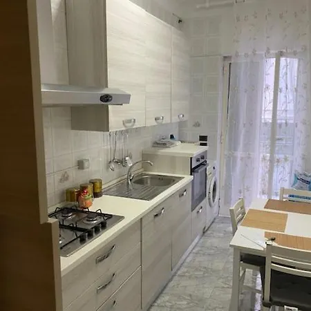 Appartement New With Garden Napels